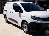 Usata Peugeot Partner Premium 102 CV (75 kW) 2020 Bianco Monovolume