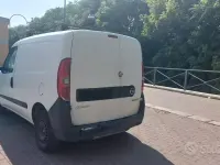 Usata Opel Combo 120 CV (88 kW) 2012 Bianco Monovolume
