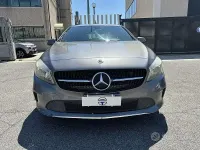 Usata Mercedes A160 90 CV (66 kW) 2018 Grigio Utilitaria