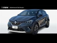 Usata Renault Captur Intens 101 CV (74 kW) 2023 Blu scuro SUV