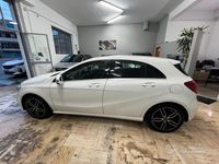 Usata Mercedes A180 Premium 108 CV (79 kW) 2017 Bianco Berlina