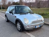Usata Mini Cooper 116 CV (85 kW) 2004 Argento Utilitaria