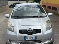 Usata Toyota Yaris Sol 90 CV (66 kW) 2007 Grigio Utilitaria