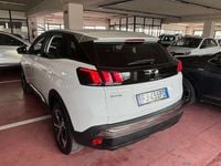 Usata Peugeot 3008 Allure 120 CV (88 kW) 2017 Bianco Monovolume