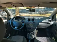 Usata Ford Fiesta 75 CV (55 kW) 2008 Grigio Utilitaria