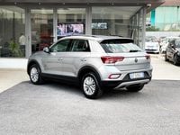 Usata VW T-Roc 150 CV (110 kW) 2023 Grigio SUV