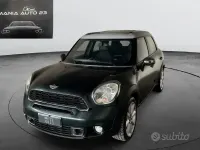 Usata Mini Cooper SD Countryman 143 CV (105 kW) 2013 Verde SUV