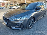 Usata Ford Focus ST-Line 120 CV (88 kW) 2022 Grigio Station wagon