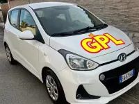 Usata Hyundai i10 Edition 67 CV (49 kW) 2015 Bianco Utilitaria