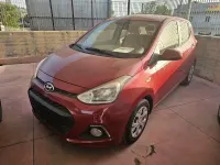 Usata Hyundai i10 Style 66 CV (48 kW) 2014 Rosso Utilitaria