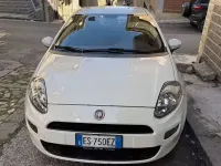 Usata Fiat Grande Punto 75 CV (55 kW) 2013 Bianco Utilitaria