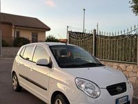 Usata Kia Picanto 62 CV (45 kW) 2010 Bianco Utilitaria
