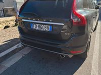 Usata Volvo XC60 R-Design Momentum 150 CV (110 kW) 2016 Nero SUV