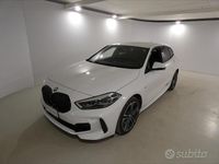 Usata BMW 118 M Sport 149 CV (109 kW) 2024 Alpin white pastello Utilitaria