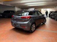 Usata Hyundai i20 84 CV (61 kW) 2016 Grigio Berlina