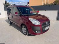 Käytetty Fiat Doblò Dynamic 105 HP (77 kW) 2010 Punainen Tila-auto