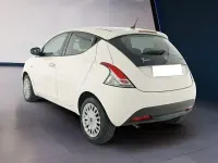 Usata Lancia Ypsilon Silver 69 CV (50 kW) 2022 Beige Utilitaria