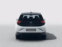 Nuova VW ID.3 Pro 150 kW (204 CV) 2025 Glacier white metallizzato nero Utilitaria