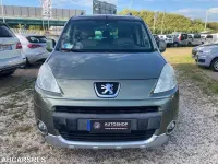 Usata Peugeot TePee Access 92 CV (67 kW) 2011 Verde Monovolume