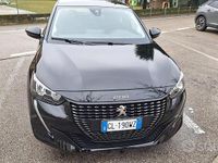 Usata Peugeot 208 Allure 101 CV (74 kW) 2022 Nero Utilitaria