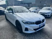 Usata BMW 330e Efficient Dynamics 184 CV (135 kW) 2022 Mineral white Station wagon