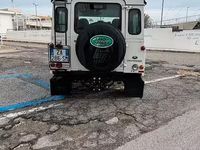 Usata Land Rover Defender 122 CV (89 kW) 2010 Bianco Station wagon