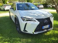 Usata Lexus UX 250h Luxury Line 145 CV (106 kW) 2020 Bianco SUV