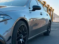 Usata Mercedes A180 116 CV (85 kW) 2019 Grigio Berlina
