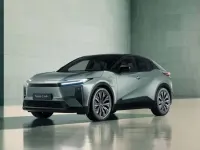 Nuova Toyota C-HR+ 61 kW (84 CV) 2026 Argento SUV