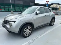 Usata Nissan Juke Tekna 110 CV (80 kW) 2011 Grigio SUV