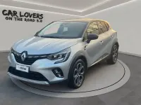 Usata Renault Captur Intens 101 CV (74 kW) 2023 Grigio chiaro SUV