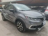Usata Renault Captur Intens 90 CV (66 kW) 2018 Grigio SUV