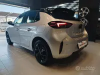 Usata Opel Corsa 101 CV (74 kW) 2025 Nero Utilitaria