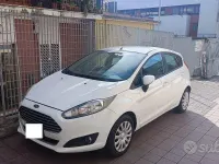 Gebraucht Ford Fiesta 75 PS (55 kW) 2014 Weiß Kleinwagen