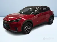 Usata Lexus LBX 91 CV (66 kW) 2025 Rosso metallizzato SUV