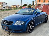 Usata Audi TT Roadster 185 CV (136 kW) 2004 Blu Cabrio