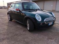 Usata Mini One D 88 CV (64 kW) 2005 Verde Utilitaria
