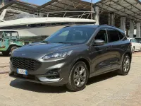 Usata Ford Kuga ST-Line 152 CV (111 kW) 2022 Grigio SUV