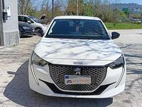 Usado Peugeot e-208 Active 100 kW (136 CV) 2023 Blanco Utilitario