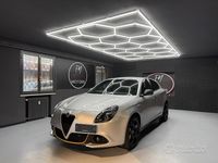 Usata Alfa Romeo Giulietta Veloce 170 CV (125 kW) 2019 Grigio Utilitaria