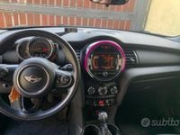 Usata Mini ONE 102 CV (75 kW) 2015 Verde Utilitaria