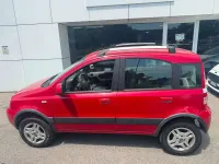 Usata Fiat Panda 4x4 Climbing 75 CV (55 kW) 2012 Rosso Utilitaria