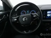 Usata Skoda Kamiq Ambition 95 CV (69 kW) 2023 Bianco SUV