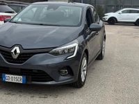 Usata Renault Clio V Intens 101 CV (74 kW) 2021 Grigio Berlina