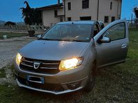 Usata Dacia Sandero 75 CV (55 kW) 2014 Grigio Berlina