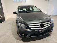 Usata Mercedes B180 Executive 109 CV (80 kW) 2015 Grigio Monovolume
