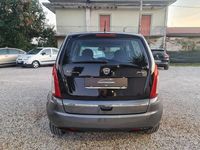 Usata Lancia Musa 90 CV (66 kW) 2008 Grigio Monovolume