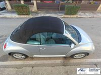 Usata VW New Beetle 105 CV (77 kW) 2006 Argento Utilitaria
