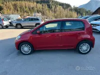 Usata VW up! Sport 65 CV (47 kW) 2022 Rosso Utilitaria