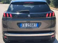 Usata Peugeot 3008 131 CV (96 kW) 2019 Verde SUV